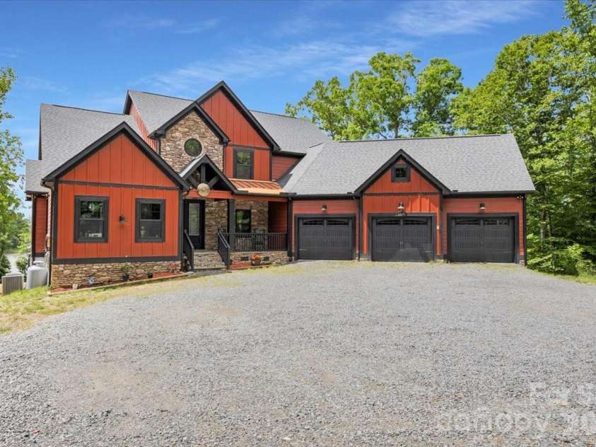 1194 99 Island Road, Blacksburg, SC 29702.  MLS# CAR4363786, YatesRealty ID 8287. 