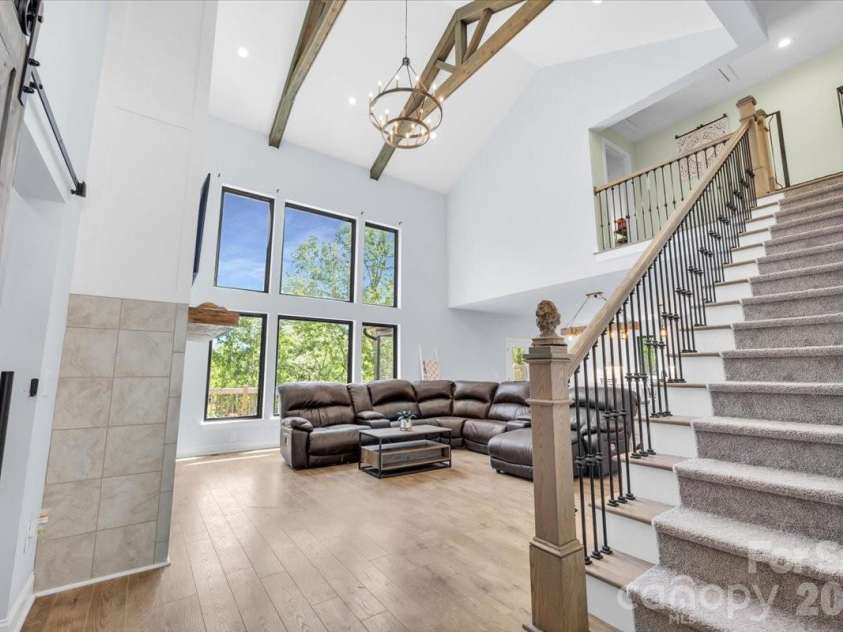 1194 99 Island Road, Blacksburg, SC 29702.  MLS# CAR4363786, YatesRealty ID 8287. 