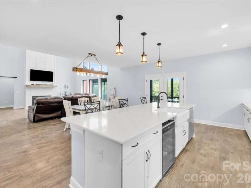 1194 99 Island Road, Blacksburg, SC 29702.  MLS# CAR4363786, YatesRealty ID 8287. 
