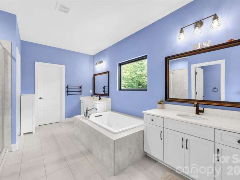 1194 99 Island Road, Blacksburg, SC 29702.  MLS# CAR4363786, YatesRealty ID 8287. 