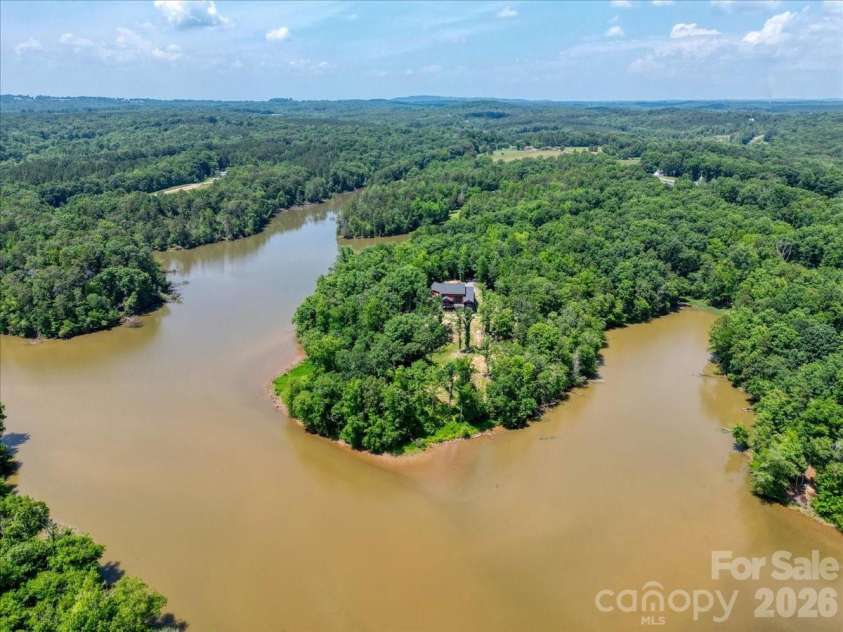 1194 99 Island Road, Blacksburg, SC 29702.  MLS# CAR4363786, YatesRealty ID 8287. 