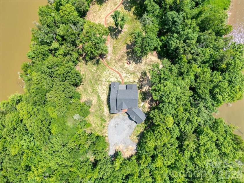 1194 99 Island Road, Blacksburg, SC 29702.  MLS# CAR4363786, YatesRealty ID 8287. 