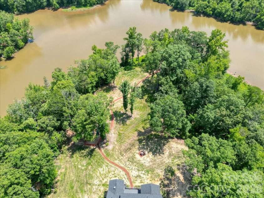 1194 99 Island Road, Blacksburg, SC 29702.  MLS# CAR4363786, YatesRealty ID 8287. 