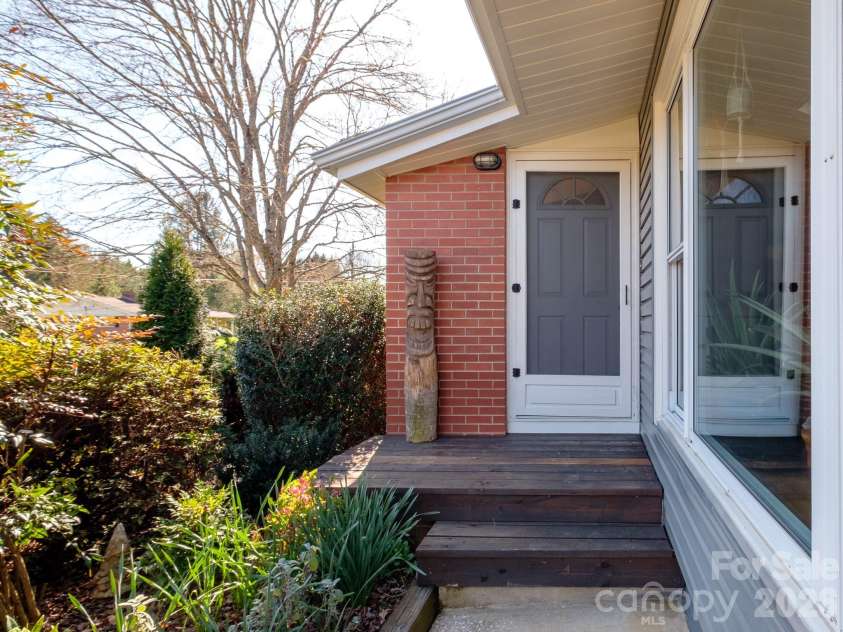 317 Allison Road, Brevard, NC 28712.  MLS# CAR4349460, YatesRealty ID 8288. 