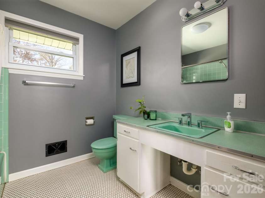 317 Allison Road, Brevard, NC 28712.  MLS# CAR4349460, YatesRealty ID 8288. 