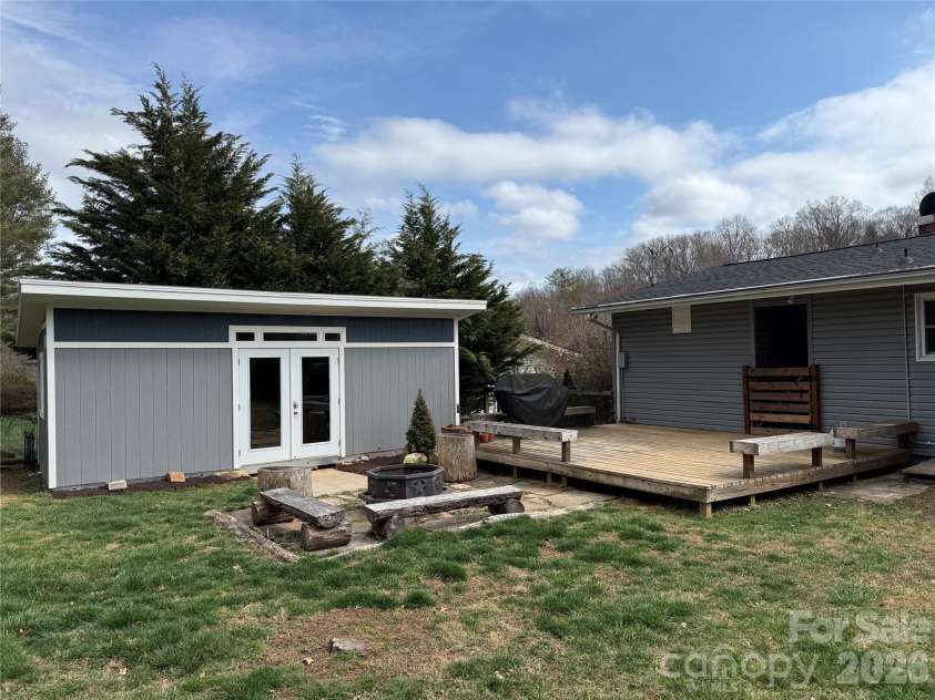 317 Allison Road, Brevard, NC 28712.  MLS# CAR4349460, YatesRealty ID 8288. 