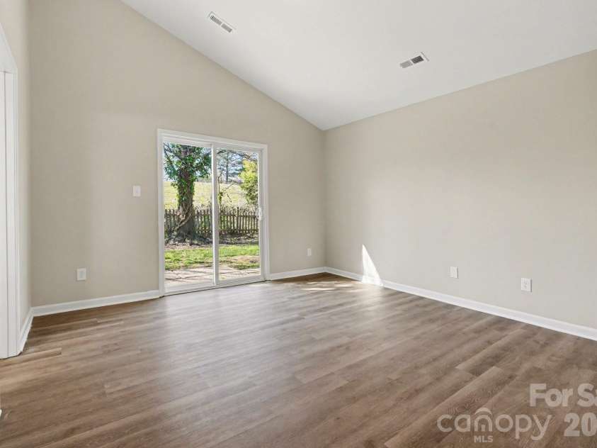10132 Orchard Grass Court, Charlotte, NC 28278.  MLS# CAR4359207, YatesRealty ID 8289. 