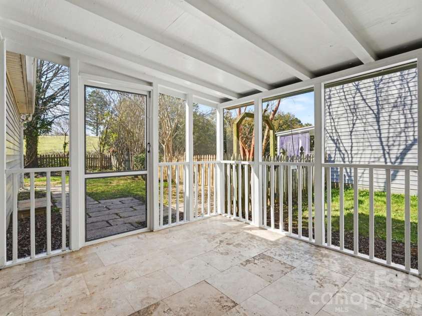 10132 Orchard Grass Court, Charlotte, NC 28278.  MLS# CAR4359207, YatesRealty ID 8289. 