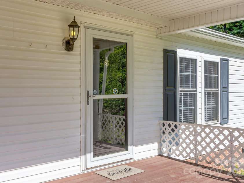 1060 Sierra Road, York, SC 29745.  MLS# CAR4245532, YatesRealty ID 8289. 
