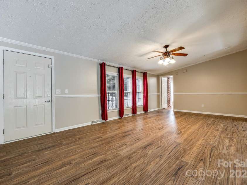 1060 Sierra Road, York, SC 29745.  MLS# CAR4245532, YatesRealty ID 8289. 