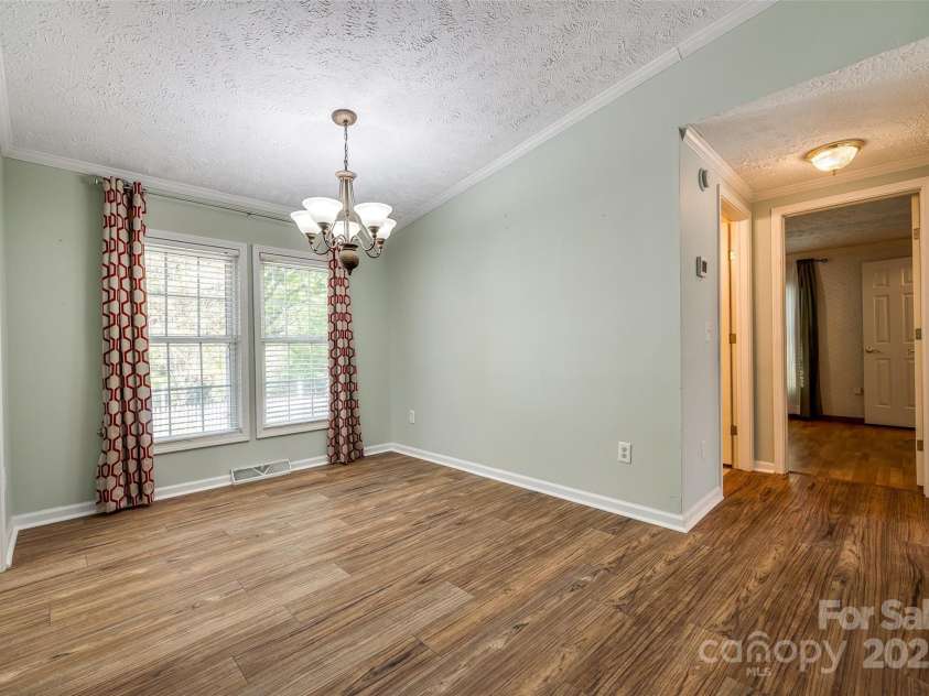 1060 Sierra Road, York, SC 29745.  MLS# CAR4245532, YatesRealty ID 8289. 
