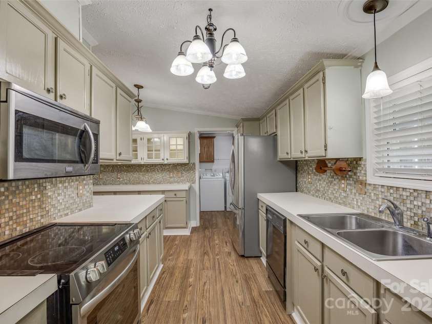 1060 Sierra Road, York, SC 29745.  MLS# CAR4245532, YatesRealty ID 8289. 