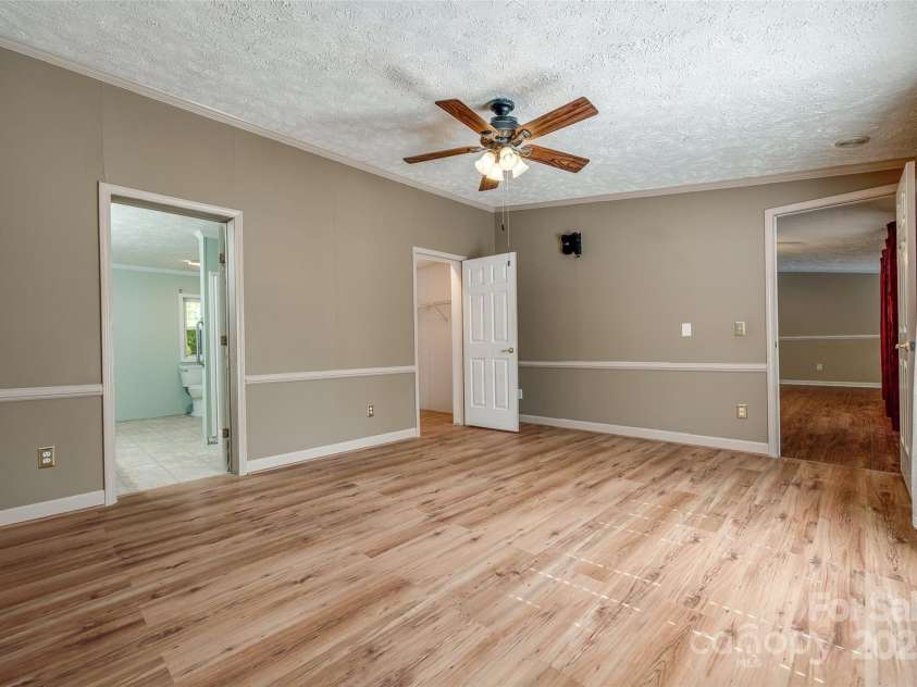 1060 Sierra Road, York, SC 29745.  MLS# CAR4245532, YatesRealty ID 8289. 