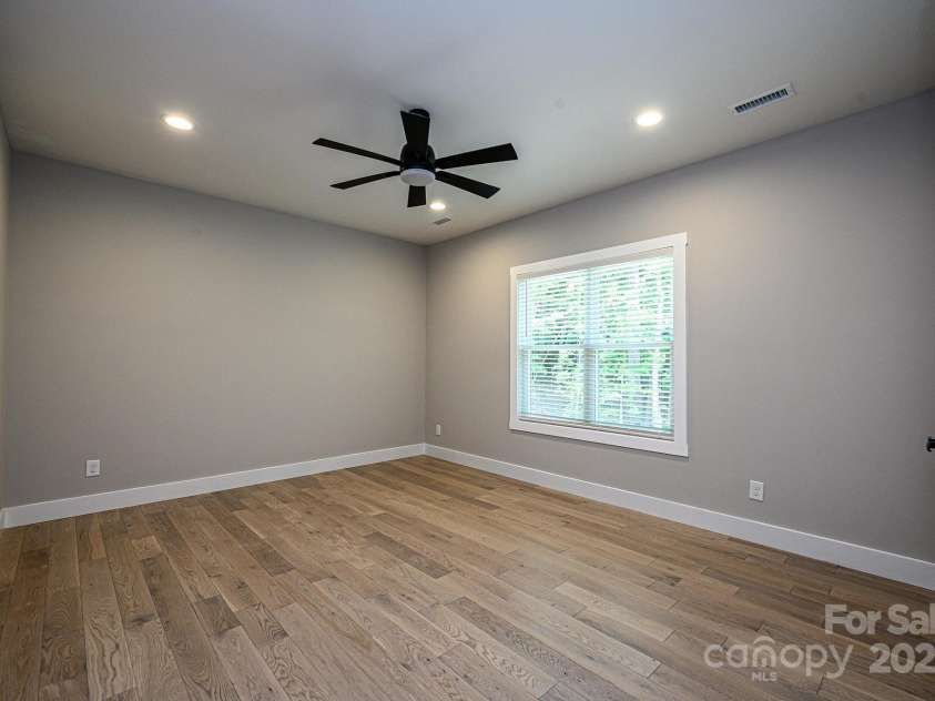 141 Winwood Circle, Granite Falls, NC 28630.  MLS# CAR4212757, YatesRealty ID 829. 