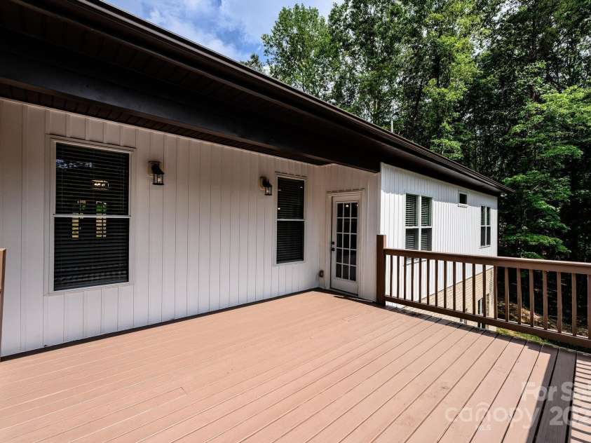 141 Winwood Circle, Granite Falls, NC 28630.  MLS# CAR4212757, YatesRealty ID 829. 