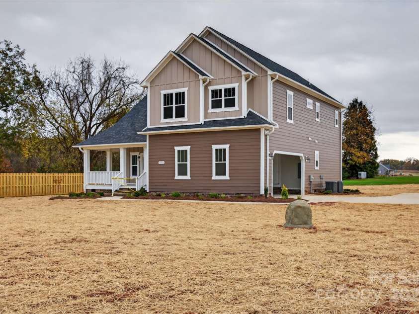 7195 Mooresville Road, Salisbury, NC 28147.  MLS# CAR4320534, YatesRealty ID 829. 