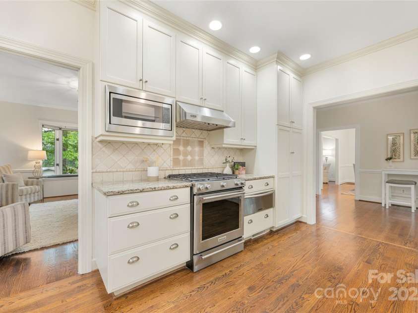 310 Whitestone Road, Charlotte, NC 28270.  MLS# CAR4251162, YatesRealty ID 8290. 