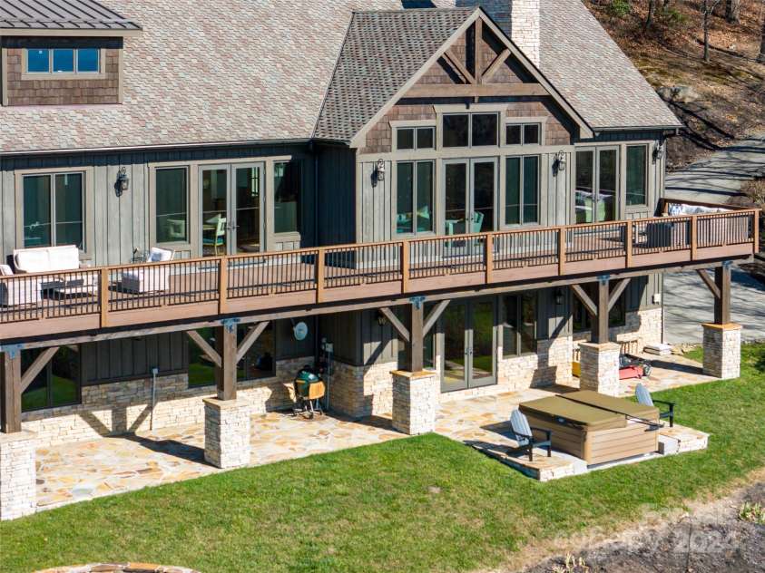 153 Spring Rain Drive, Hendersonville, NC 28792.  MLS# CAR4202327, YatesRealty ID 8291. 