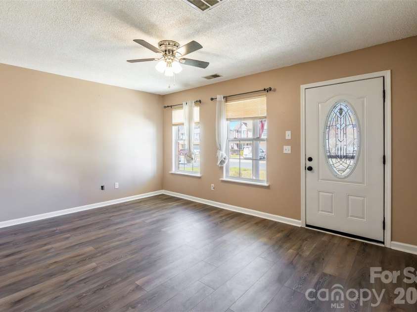 689 Lynville Lane, Rock Hill, SC 29730.  MLS# CAR4358829, YatesRealty ID 8291. 