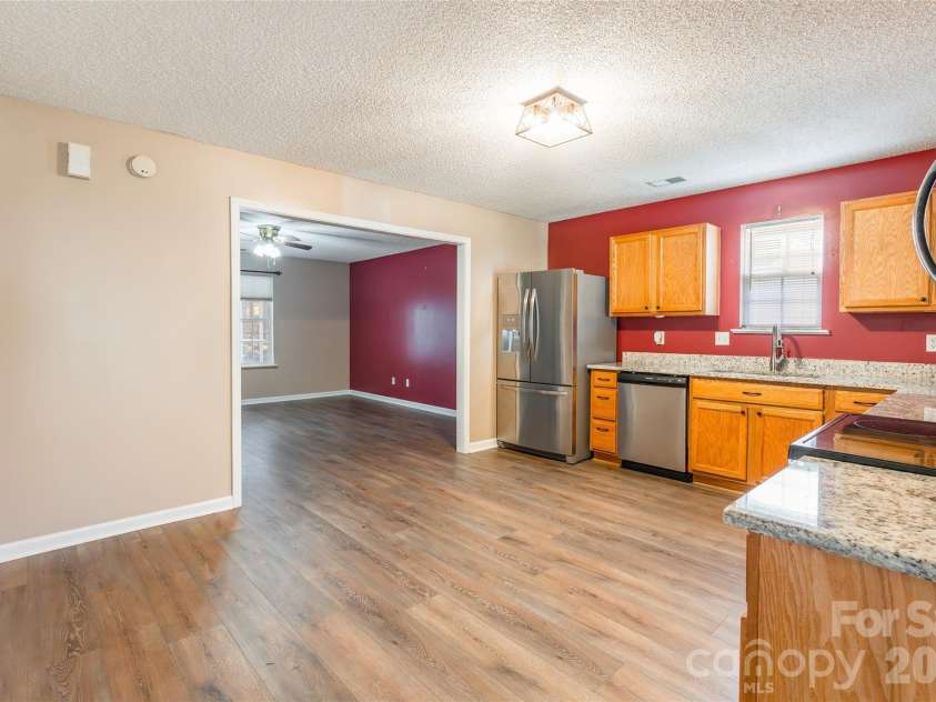689 Lynville Lane, Rock Hill, SC 29730.  MLS# CAR4358829, YatesRealty ID 8291. 