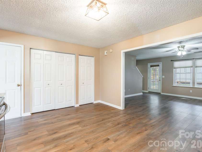 689 Lynville Lane, Rock Hill, SC 29730.  MLS# CAR4358829, YatesRealty ID 8291. 