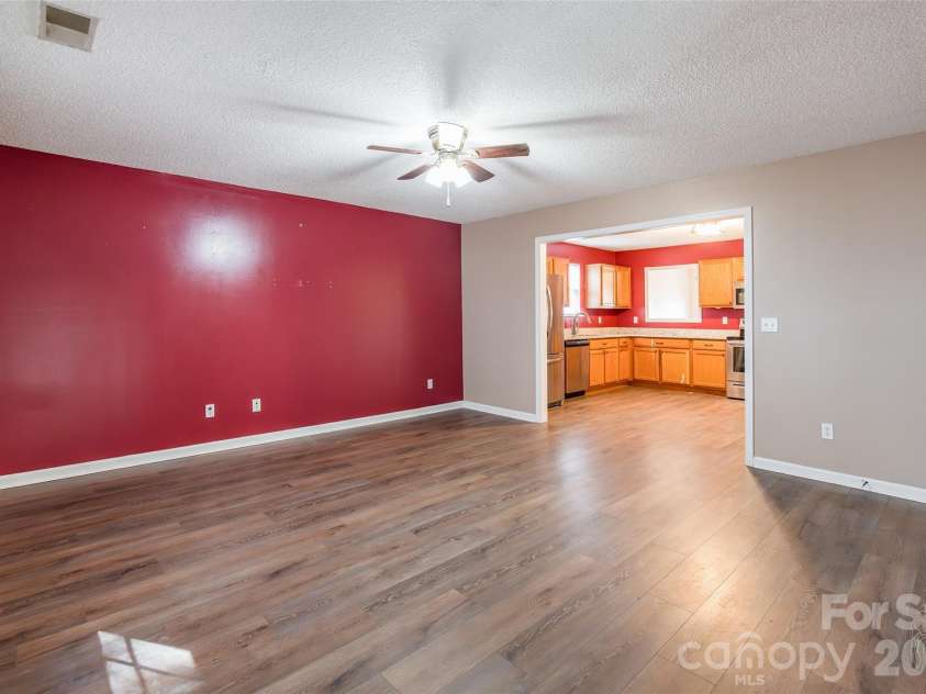 689 Lynville Lane, Rock Hill, SC 29730.  MLS# CAR4358829, YatesRealty ID 8291. 