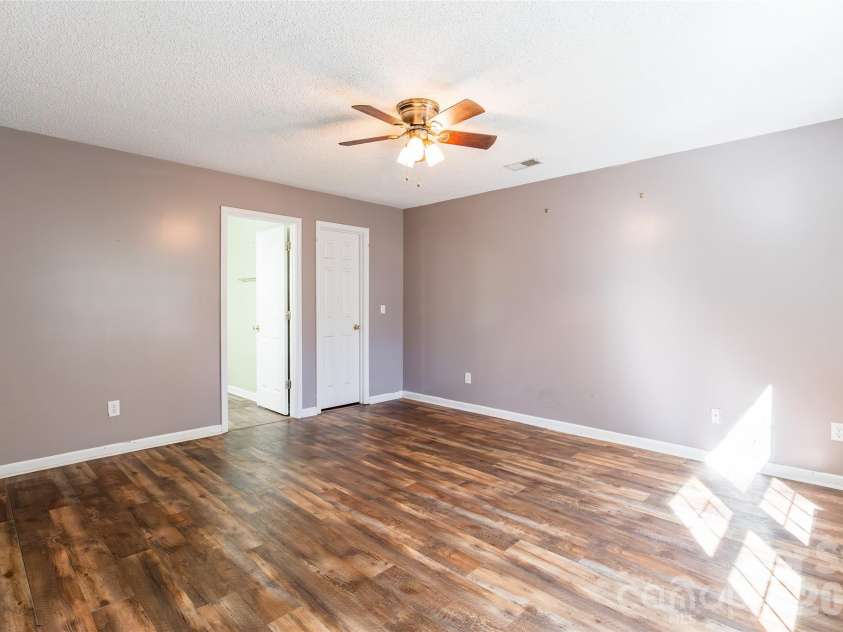 689 Lynville Lane, Rock Hill, SC 29730.  MLS# CAR4358829, YatesRealty ID 8291. 