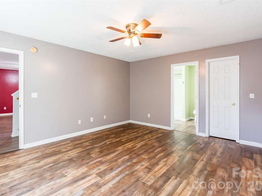 689 Lynville Lane, Rock Hill, SC 29730.  MLS# CAR4358829, YatesRealty ID 8291. 