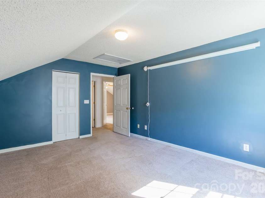689 Lynville Lane, Rock Hill, SC 29730.  MLS# CAR4358829, YatesRealty ID 8291. 