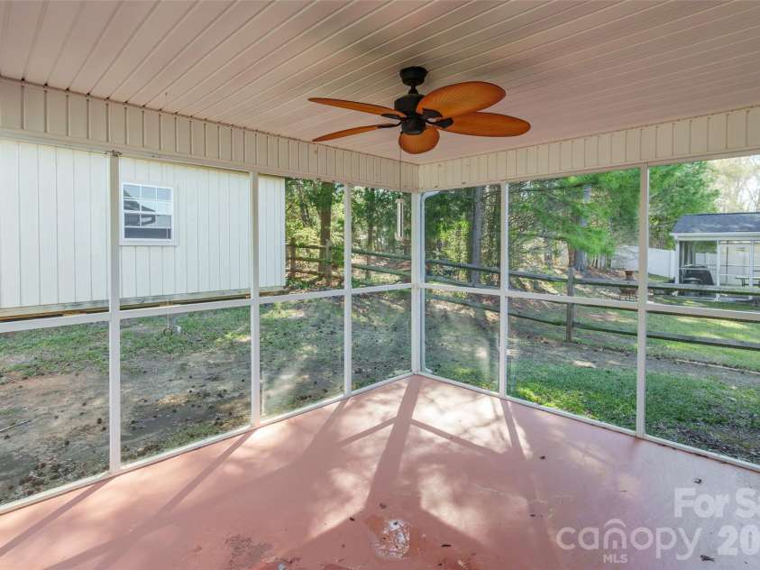 689 Lynville Lane, Rock Hill, SC 29730.  MLS# CAR4358829, YatesRealty ID 8291. 