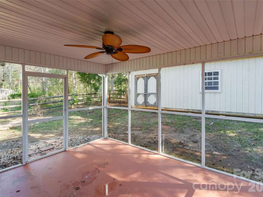 689 Lynville Lane, Rock Hill, SC 29730.  MLS# CAR4358829, YatesRealty ID 8291. 