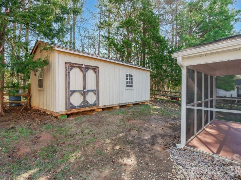 689 Lynville Lane, Rock Hill, SC 29730.  MLS# CAR4358829, YatesRealty ID 8291. 