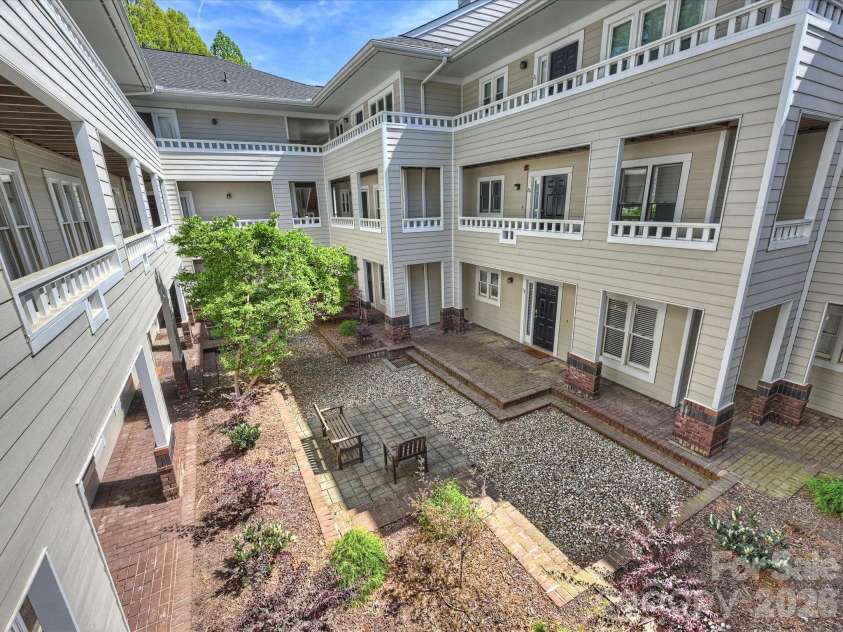 2719 Selwyn Avenue, Charlotte, NC 28209.  MLS# CAR4364340, YatesRealty ID 8292. 