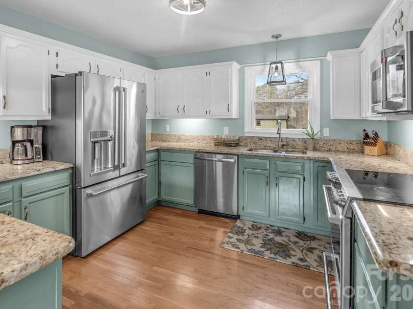 8550 Cottonwood Trail, Concord, NC 28027.  MLS# CAR4342361, YatesRealty ID 8295. 