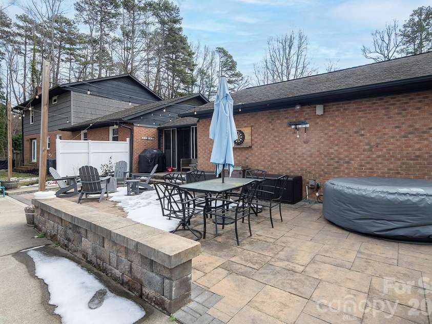 8550 Cottonwood Trail, Concord, NC 28027.  MLS# CAR4342361, YatesRealty ID 8295. 