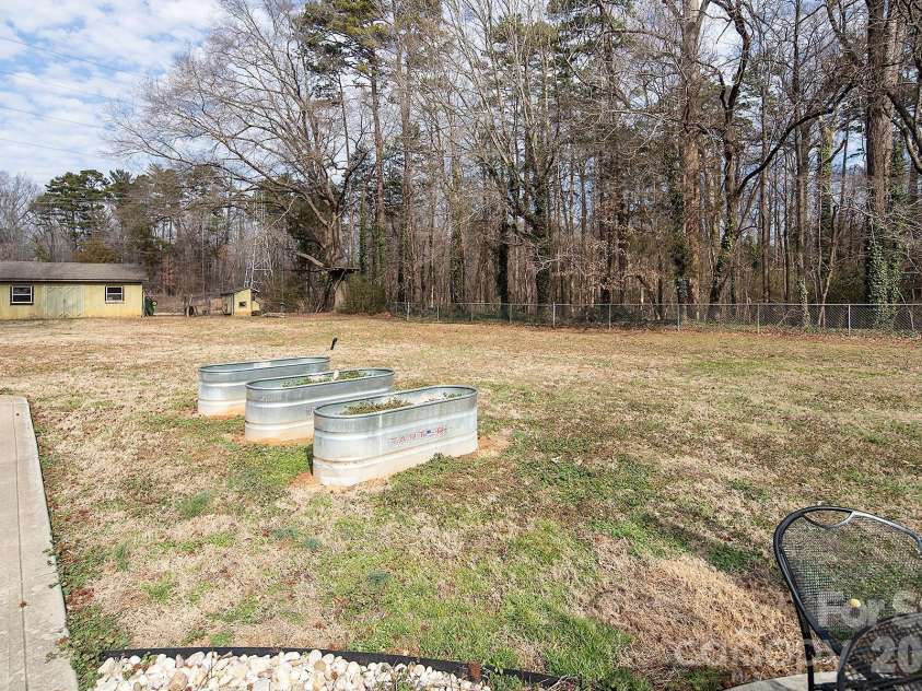 8550 Cottonwood Trail, Concord, NC 28027.  MLS# CAR4342361, YatesRealty ID 8295. 