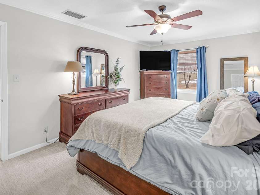 8550 Cottonwood Trail, Concord, NC 28027.  MLS# CAR4342361, YatesRealty ID 8295. Primary bedroom