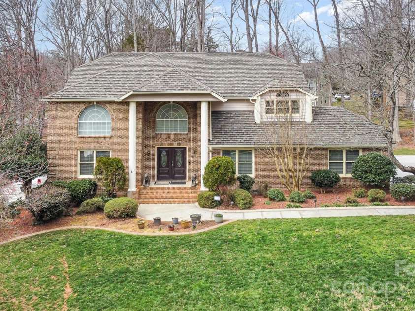 8909 Abberley Court, Huntersville, NC 28078.  MLS# CAR4232002, YatesRealty ID 8295. 