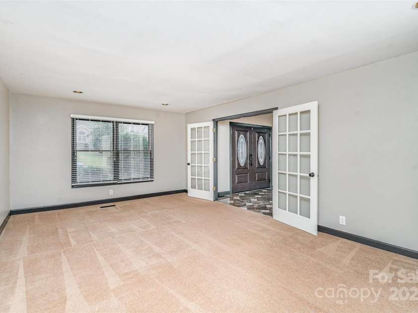 8909 Abberley Court, Huntersville, NC 28078.  MLS# CAR4232002, YatesRealty ID 8295. 