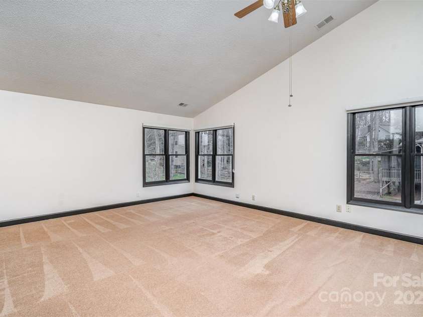 8909 Abberley Court, Huntersville, NC 28078.  MLS# CAR4232002, YatesRealty ID 8295. 