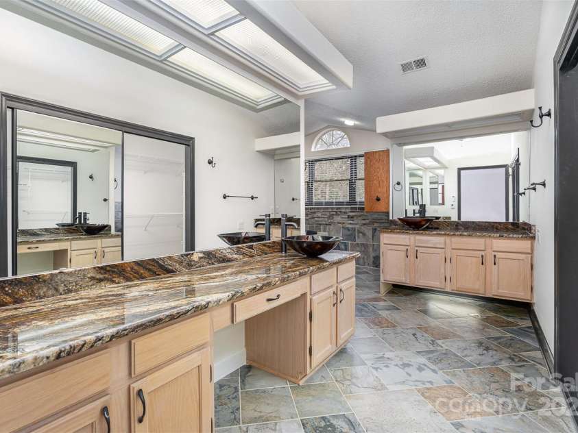 8909 Abberley Court, Huntersville, NC 28078.  MLS# CAR4232002, YatesRealty ID 8295. 