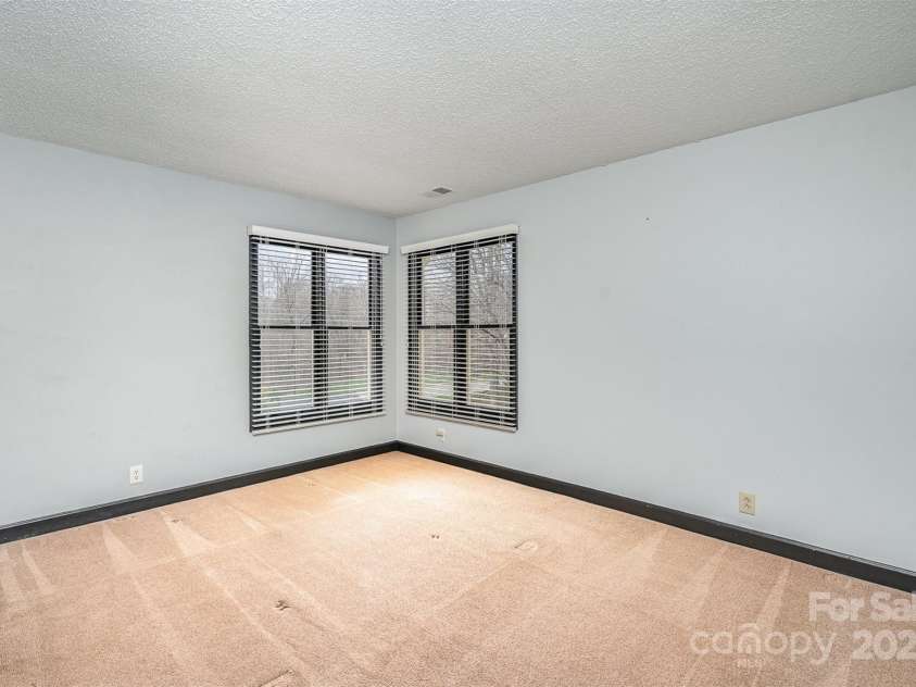 8909 Abberley Court, Huntersville, NC 28078.  MLS# CAR4232002, YatesRealty ID 8295. 