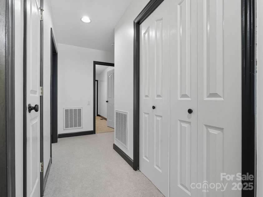 8909 Abberley Court, Huntersville, NC 28078.  MLS# CAR4292475, YatesRealty ID 8295. 