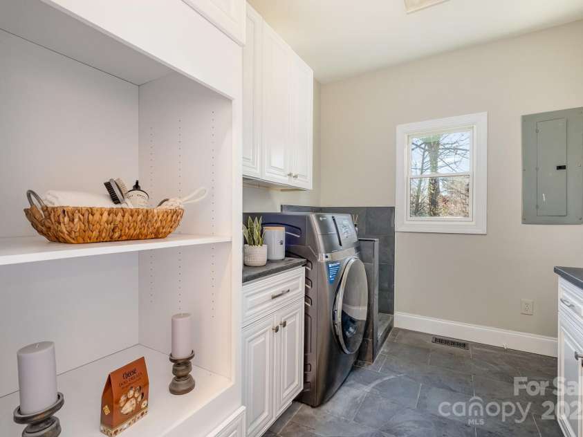 20105 Chapel Point Lane, Cornelius, NC 28031.  MLS# CAR4225021, YatesRealty ID 8296. 