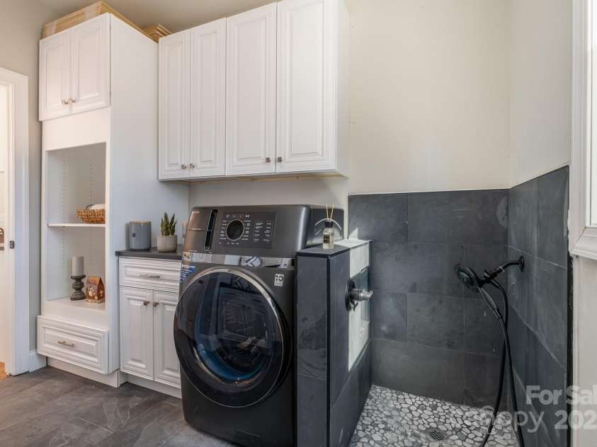 20105 Chapel Point Lane, Cornelius, NC 28031.  MLS# CAR4225021, YatesRealty ID 8296. 