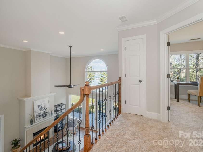 20105 Chapel Point Lane, Cornelius, NC 28031.  MLS# CAR4225021, YatesRealty ID 8296. 