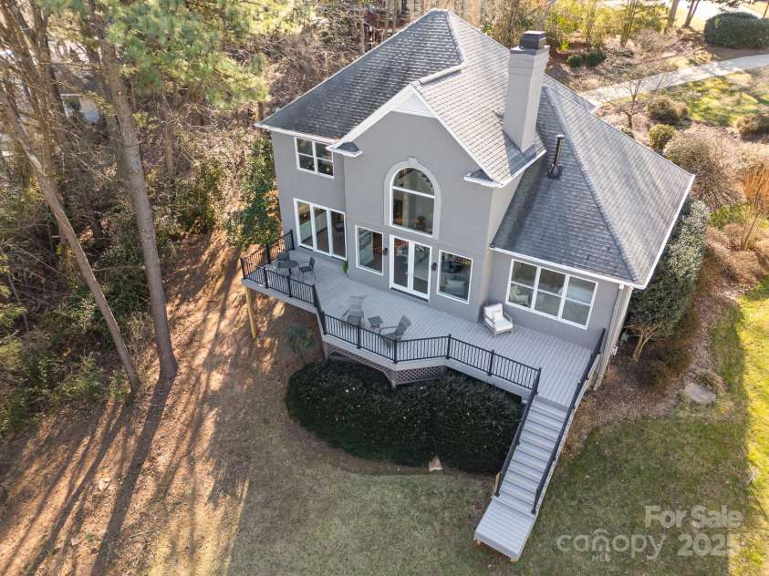 20105 Chapel Point Lane, Cornelius, NC 28031.  MLS# CAR4225021, YatesRealty ID 8296. 