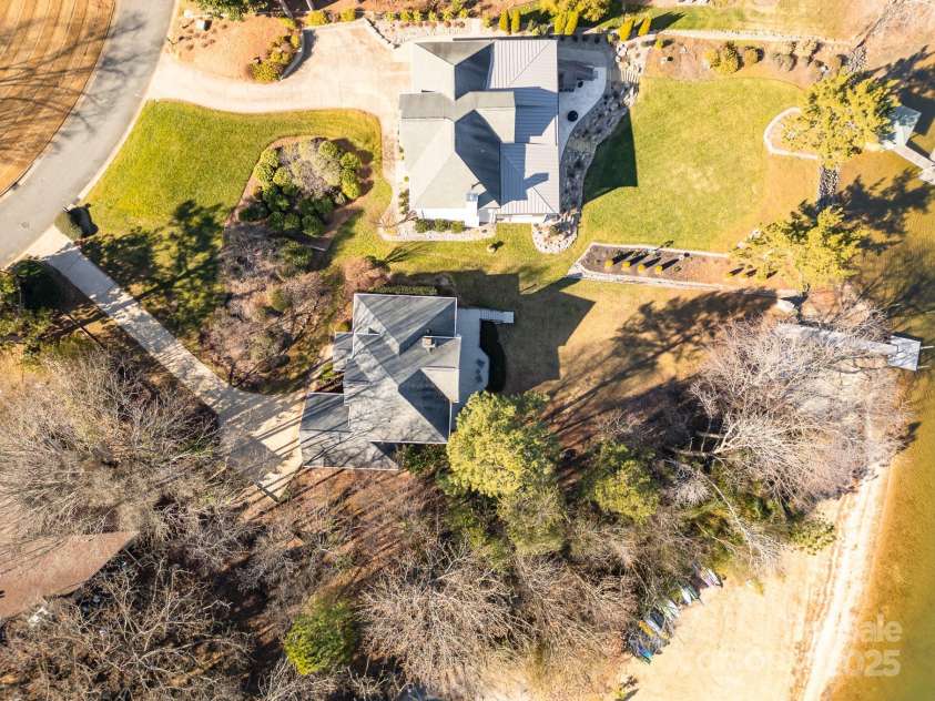 20105 Chapel Point Lane, Cornelius, NC 28031.  MLS# CAR4225021, YatesRealty ID 8296. 