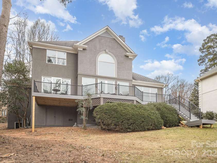 20105 Chapel Point Lane, Cornelius, NC 28031.  MLS# CAR4225021, YatesRealty ID 8296. 