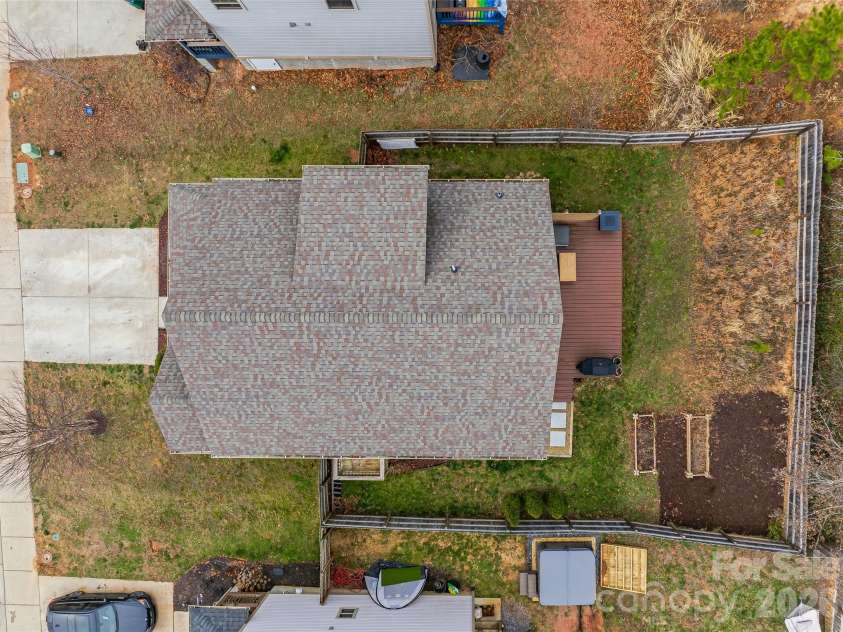 21 Yarrow Meadow Road, Weaverville, NC 28787.  MLS# CAR4352433, YatesRealty ID 8296. 